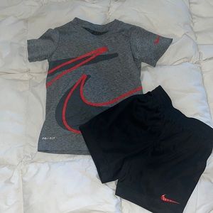 Nike Shorts Set Size 4T Boy